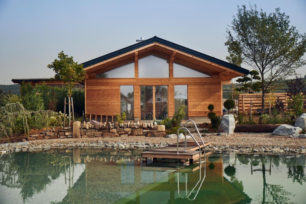 Kittenberger Chalets am Gartensee Schiltern bei Langenlois Exterior foto